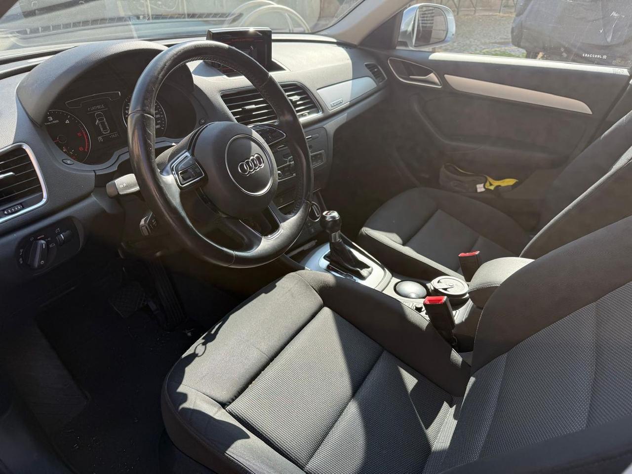 Audi Q3 Business 2.0 TDI #7132