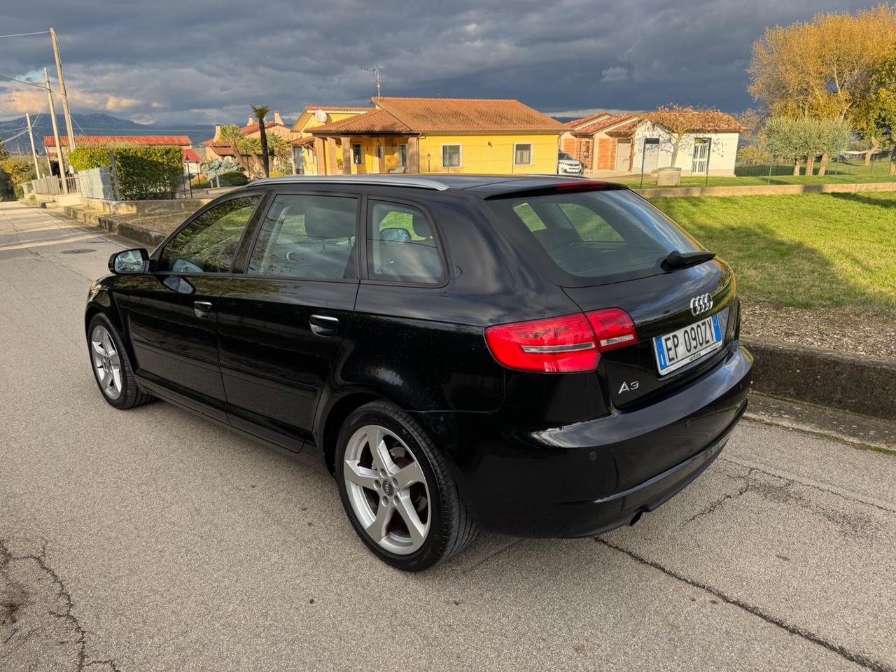 Audi A3 SPB 1.6 TDI 105 CV CR Ambition