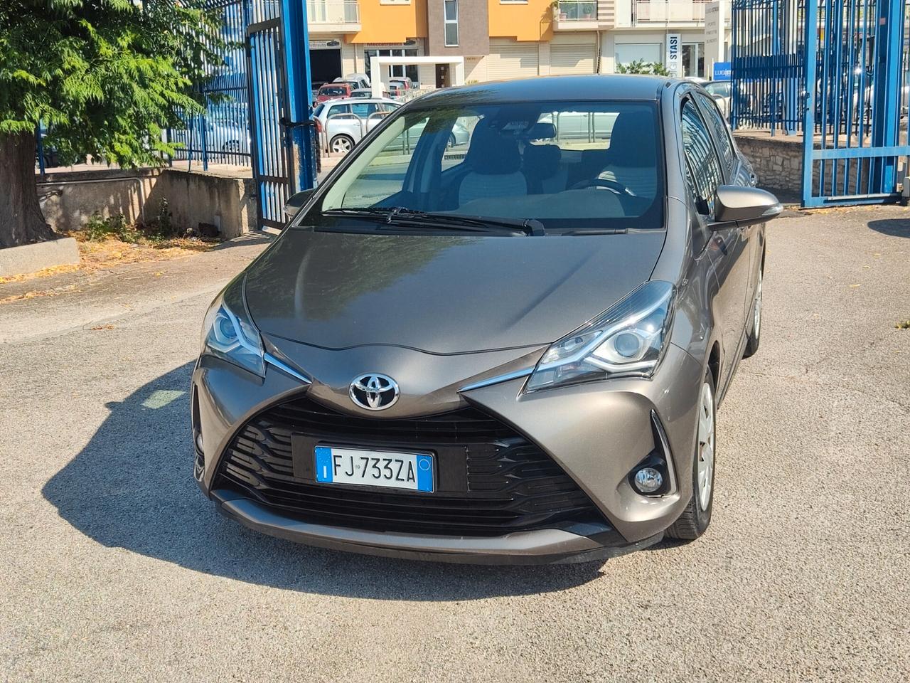 Toyota Yaris 1.0 5 porte Lounge del 2017