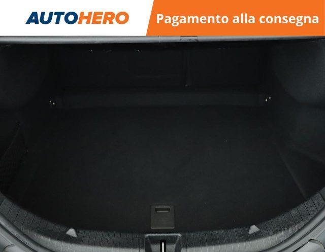 MERCEDES-BENZ CLA 180 Premium