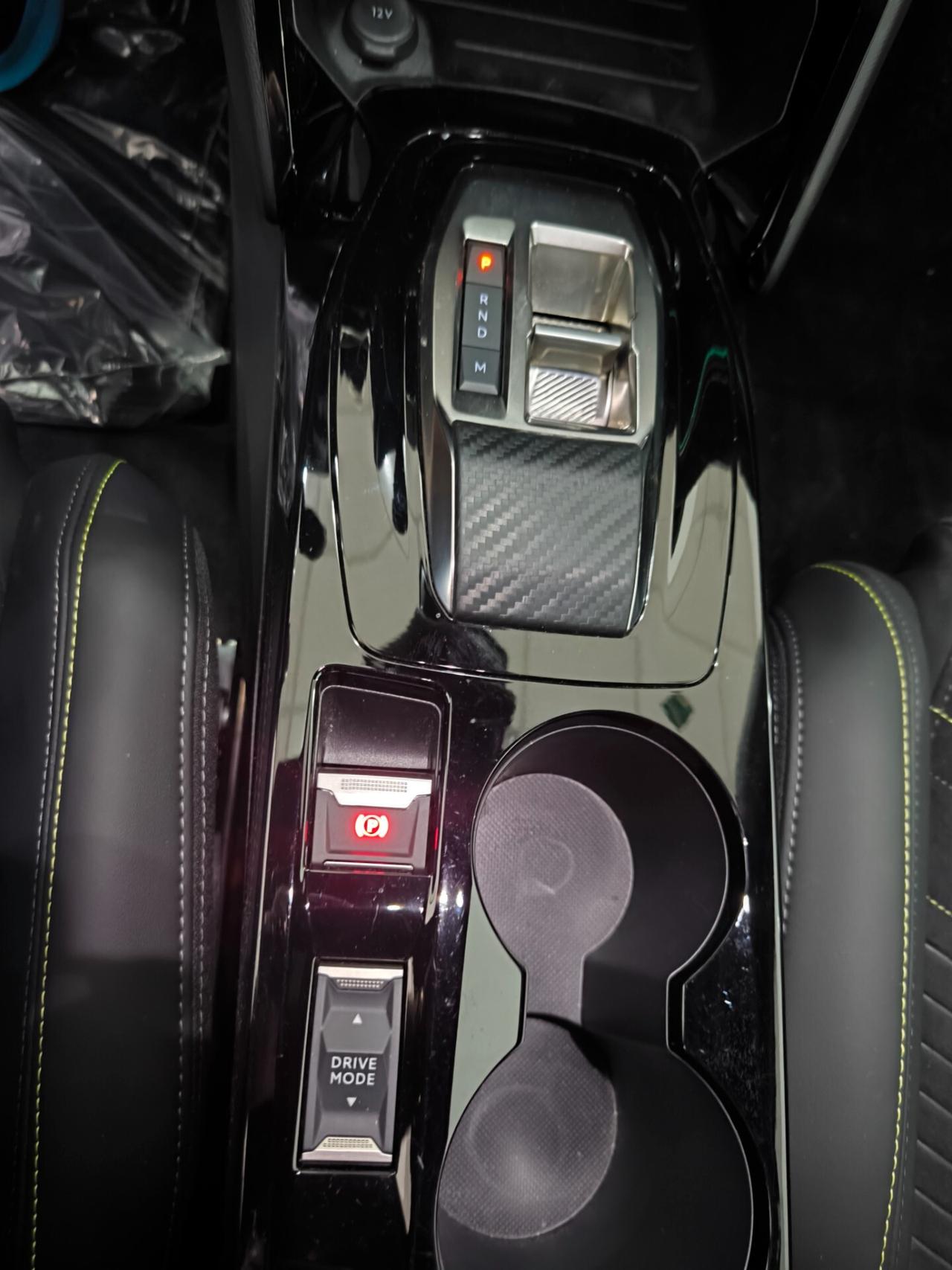 Peugeot 208 Hybrid 145 e-DCS6 GT Exclusive