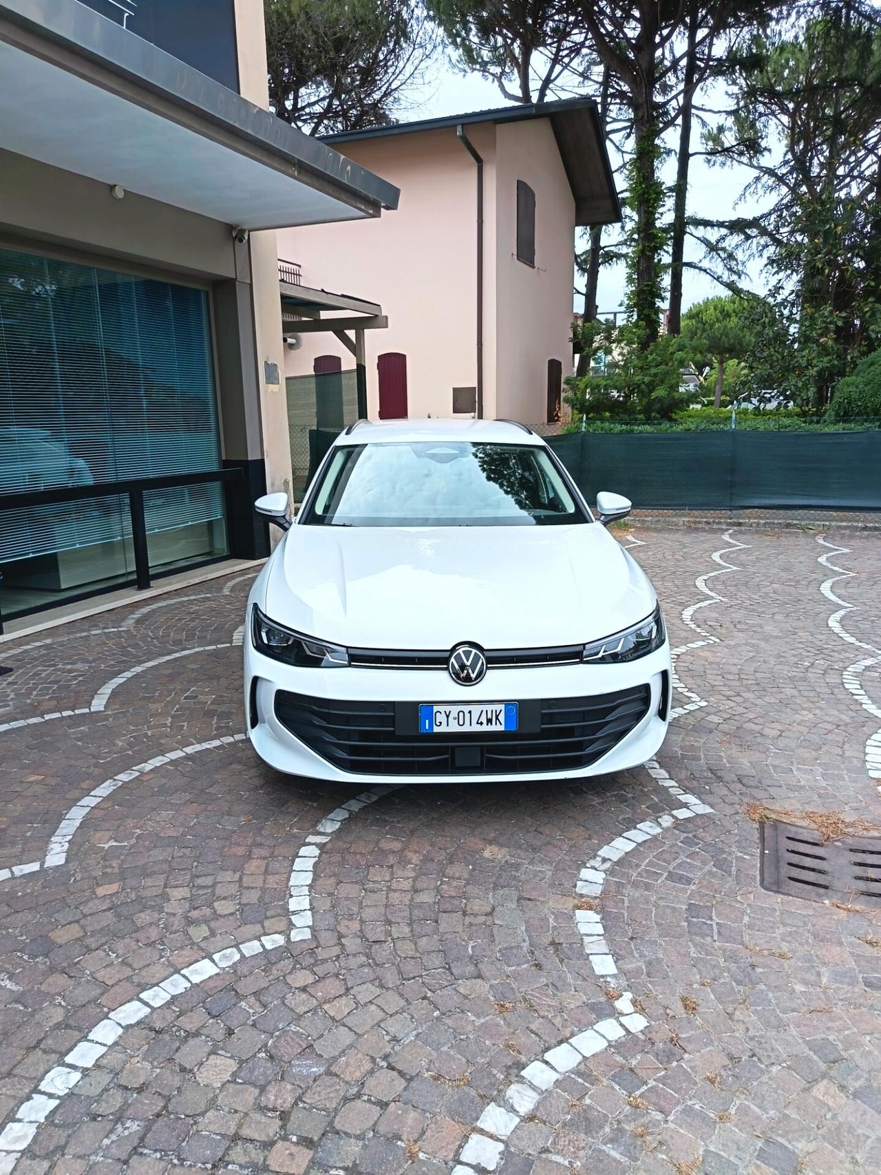 Volkswagen Passat 2.0 TDI 122 CV SCR DSG Business