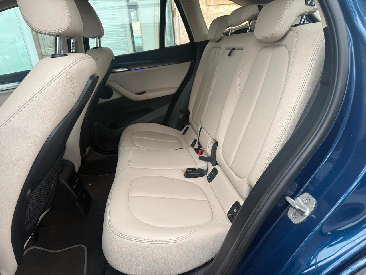 Bmw X1 sDrive18d xLine