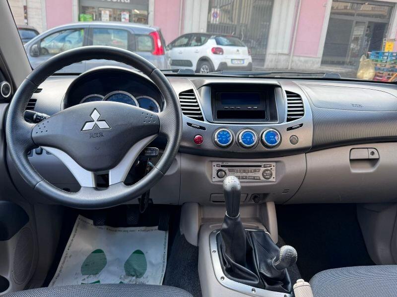 Mitsubishi L200 2.5 DI-D/136CV Double Cab Invite
