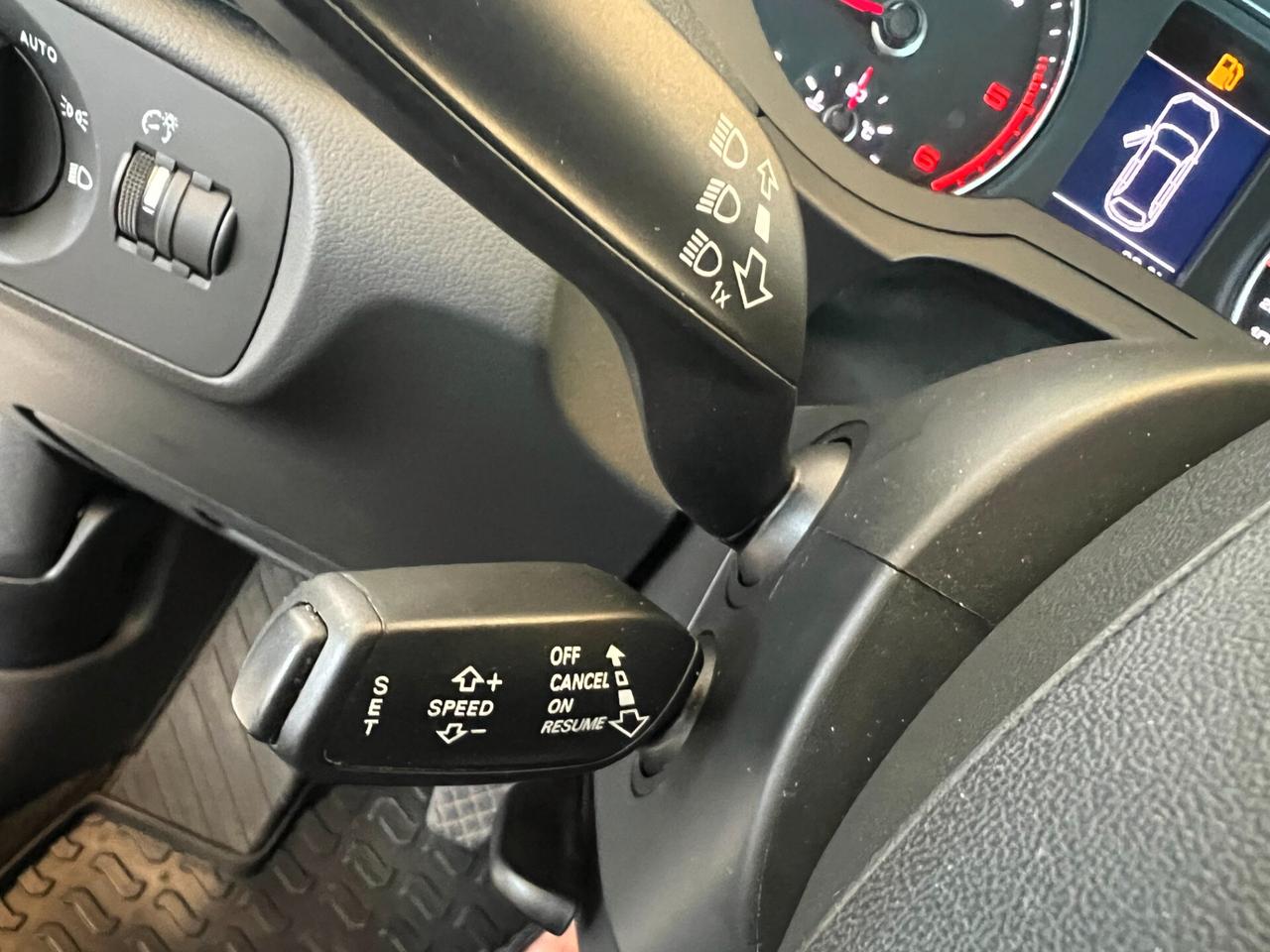 Audi Q3 2.0 TDI 150 CV Sport tetto apribile e panoramico unico proprietario