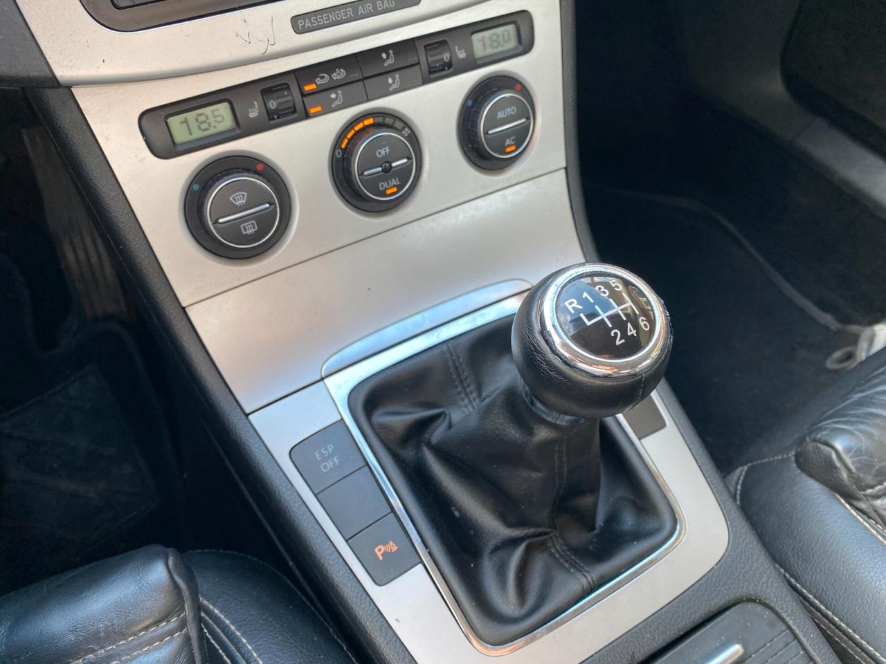 VOLKSWAGEN Passat 2.0 TDI Highline