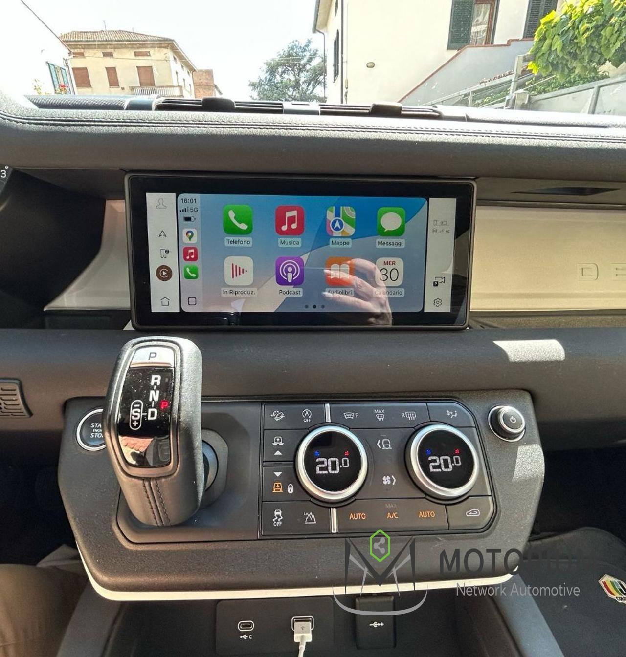 Land Rover Defender 110 3.0D 200 CV AWD-NO OBBLIGO FINANZIAMENTO-