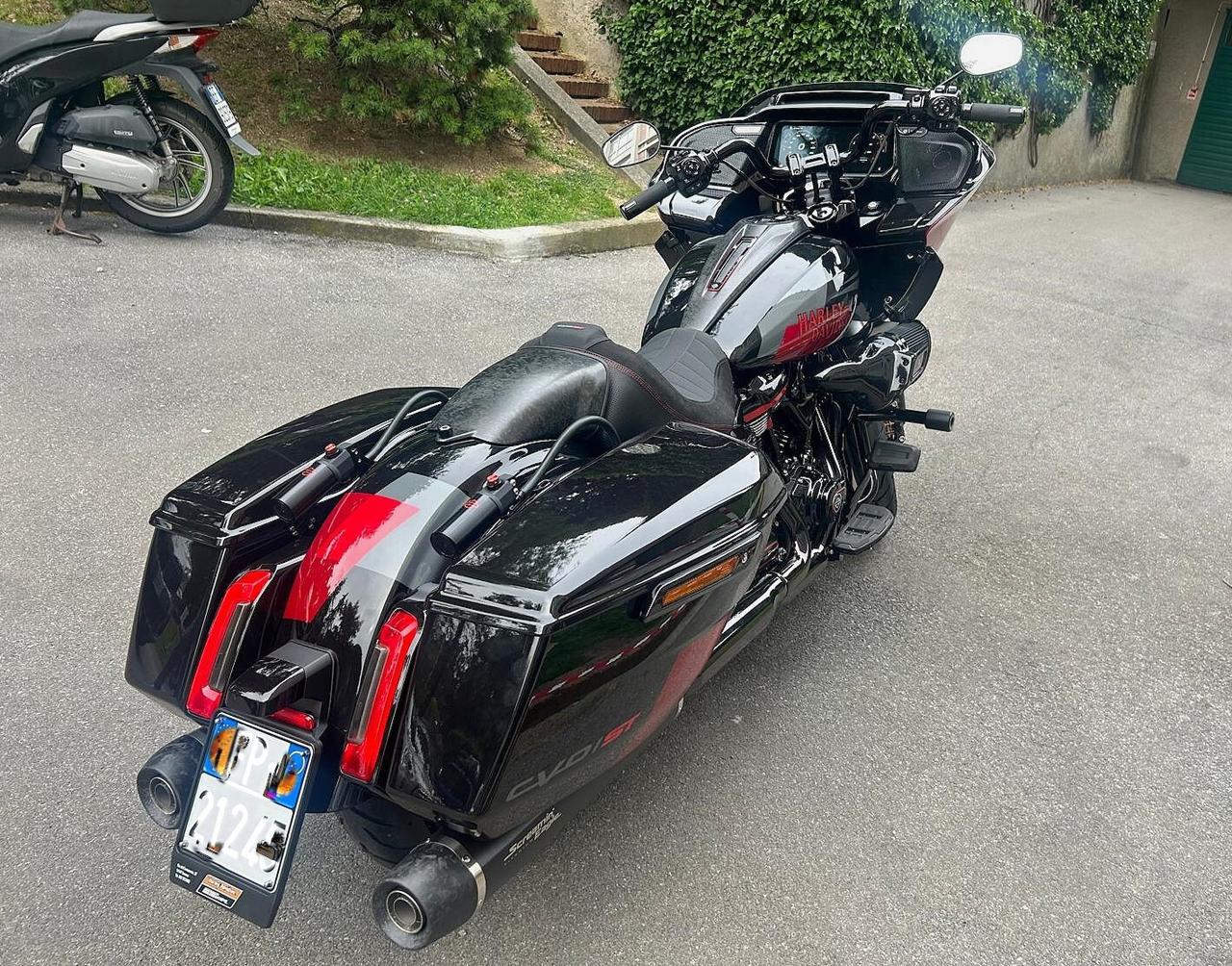 Harley-davidson CVO Road Glide ST