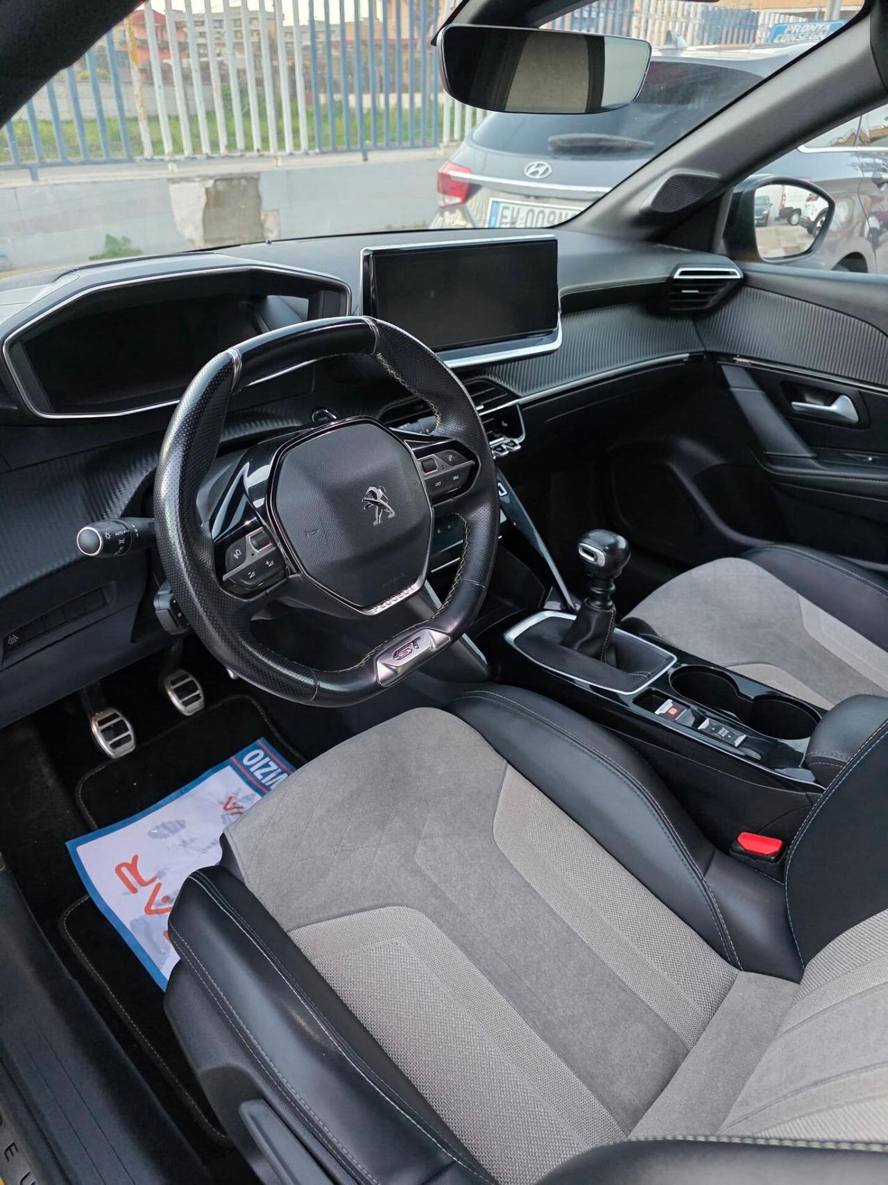 Peugeot 208 1.5 BlueHDi 102CV GT Pack con 64.000 Chilometri