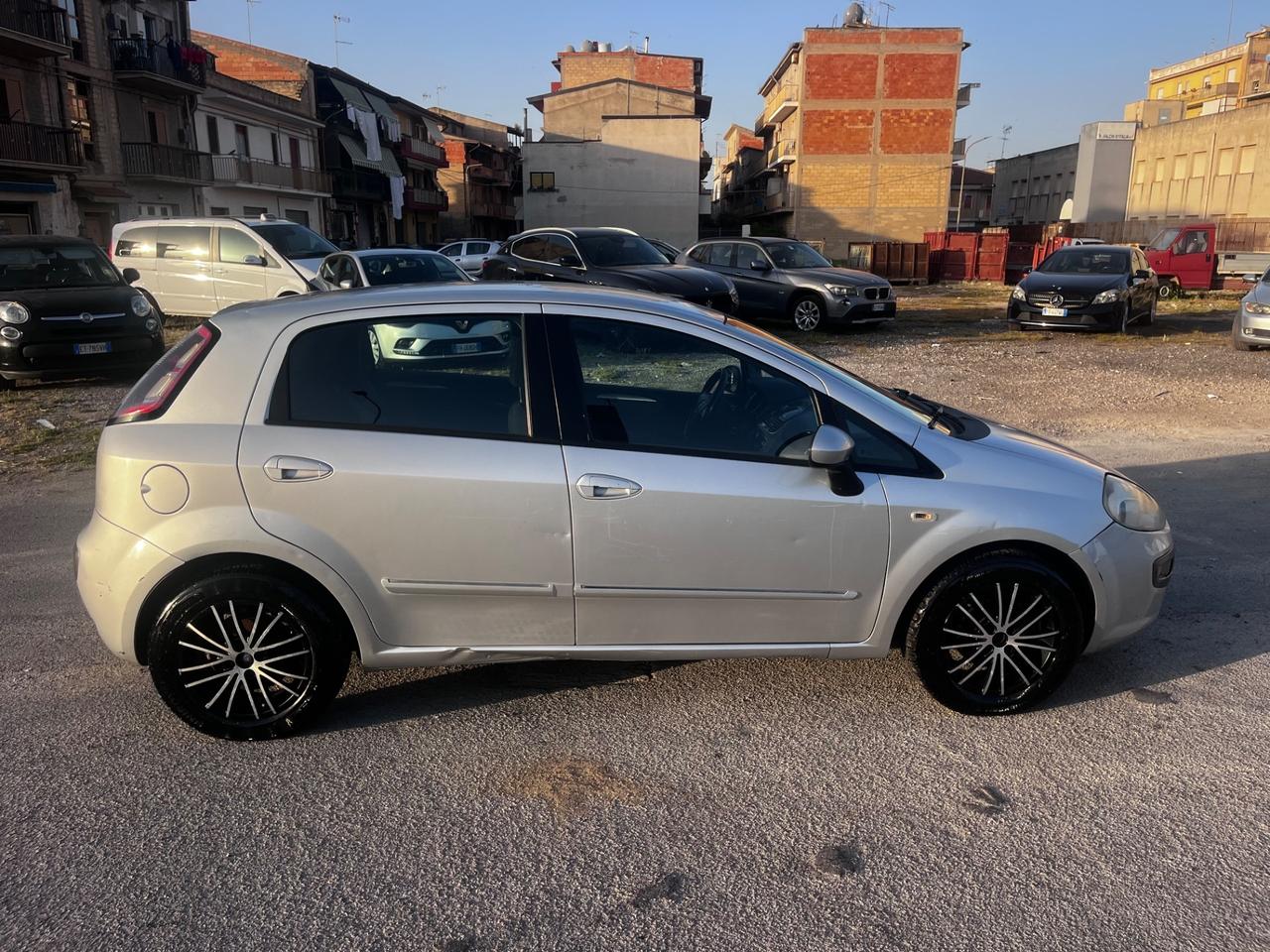 Fiat Punto Evo 1.3 mtj 75cv 2011 Gancio Traino