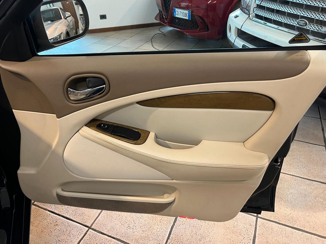 Jaguar S-Type 3.0 auto V6 24V 20.000 km