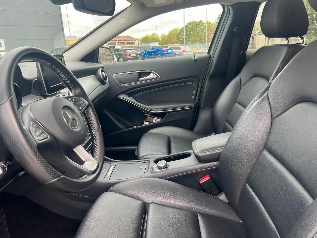 Mercedes-benz GLA 180 d Automatic Enduro