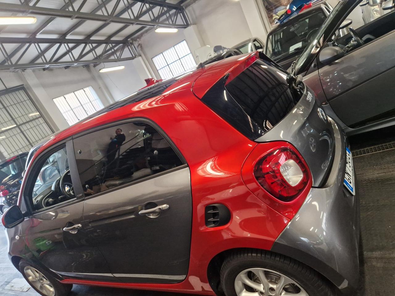 Forfour turbo 90cv automatica fantastica garanzia