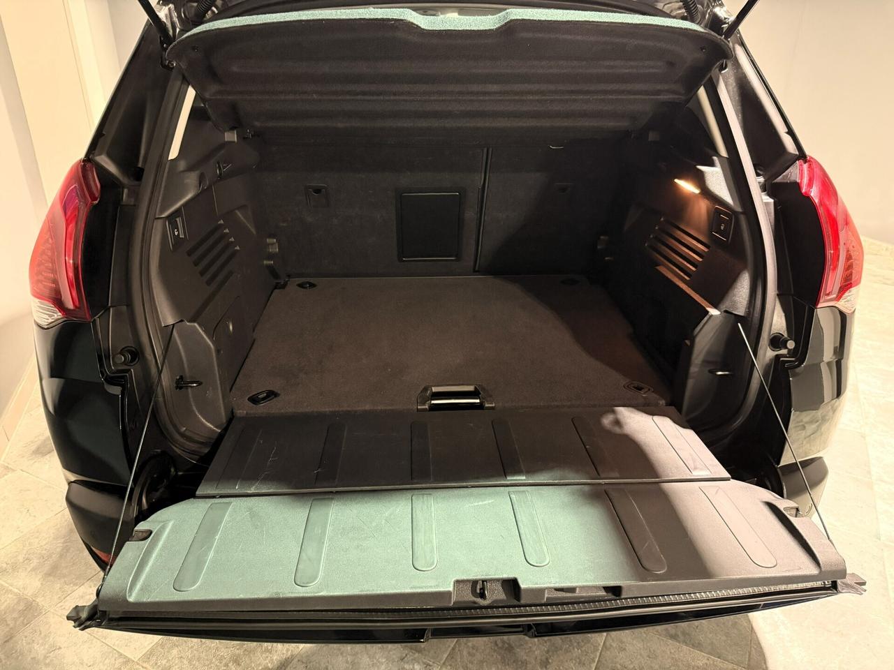 PEUGEOT 3008 1.6 BLUEHDI ALLURE CROSSWAY EAT6 HEAD