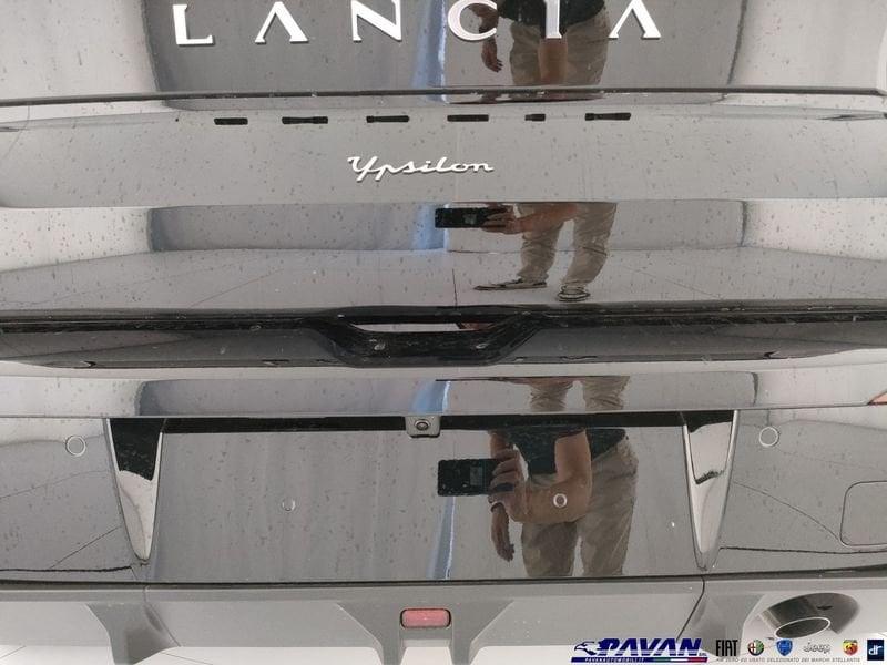 Lancia Ypsilon 1.2T Hybrid 110cv eDCT LX