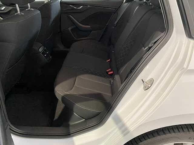 SKODA Kamiq 1.0 TSI Ambition