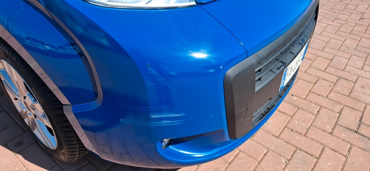 Fiat Qubo 1.3 MJT 95 CV Dynamic trasporto disabili e invalidi con sedile passeggero estraibile