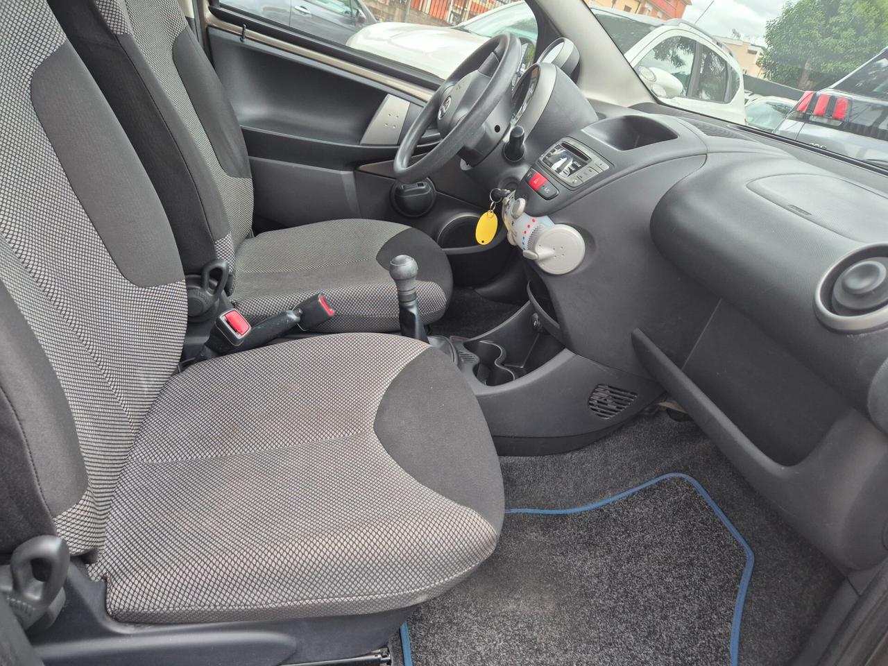 Toyota Aygo 1.0 12V VVT-i 3 porte Orange Connect MMT