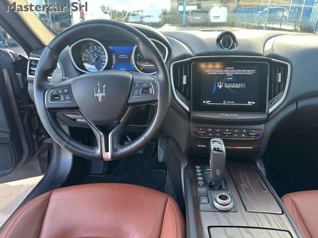 MASERATI Ghibli 3.0 V6 bt Granlusso SQ4 430cv auto my19 - FZ934WR