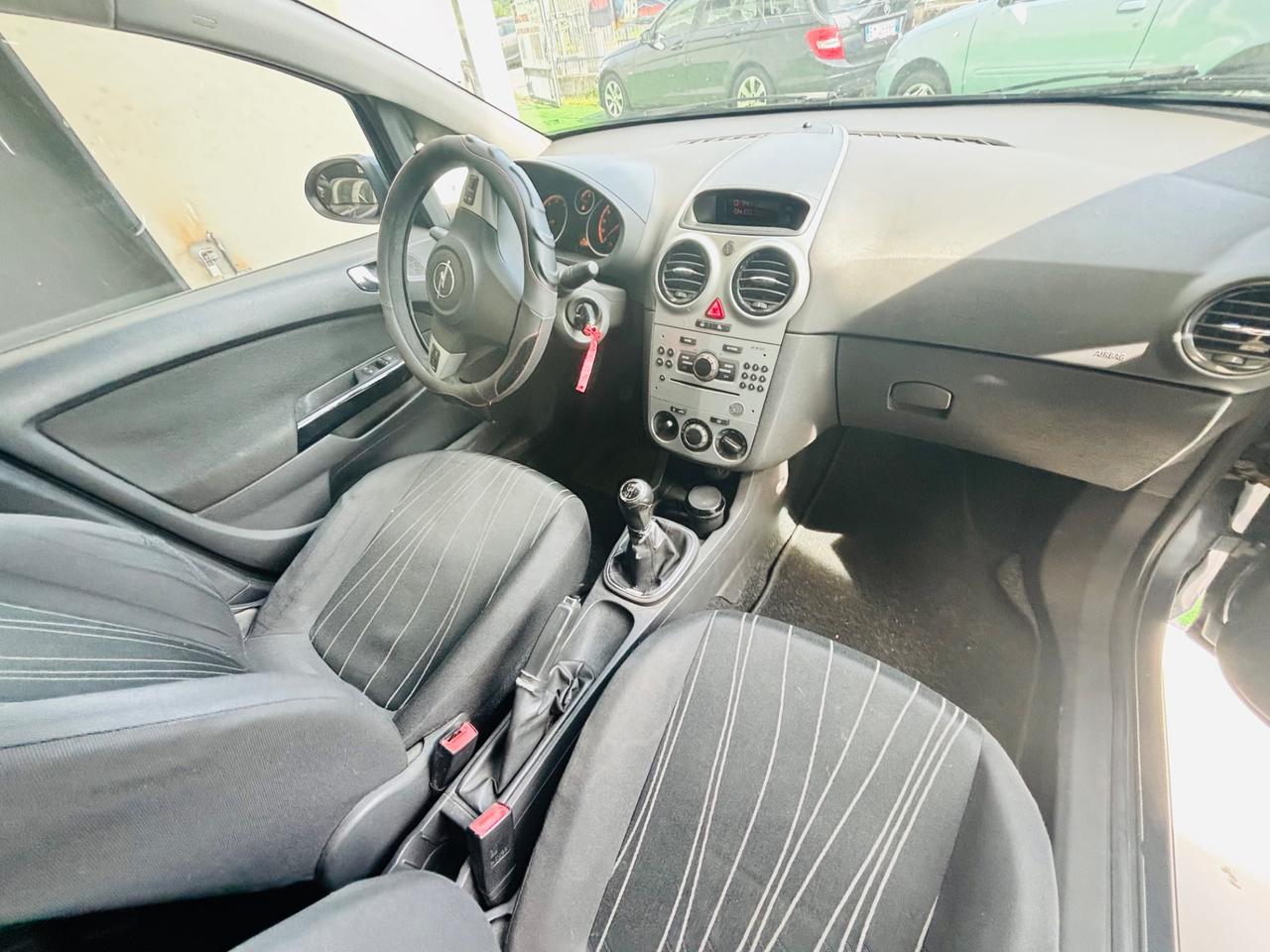 Opel Corsa 1.2 5 porte Enjoy