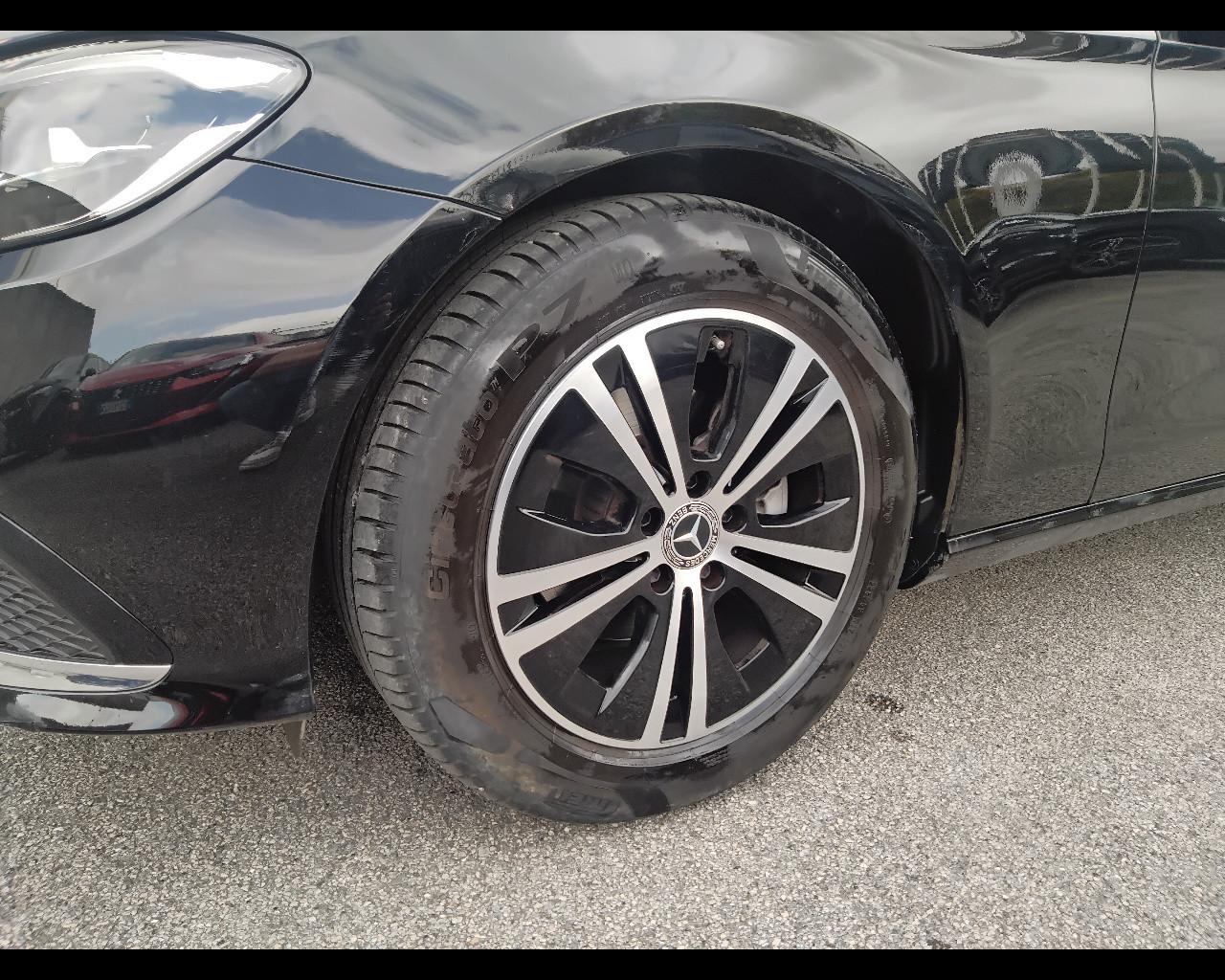 Mercedes-Benz Classe E - W213 Berlina - E 200 d Sport auto my20