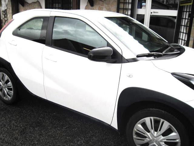 Toyota Aygo X 1.0 VVT-i 72 CV 5 porte Lounge Air S-CVT solo km 25000