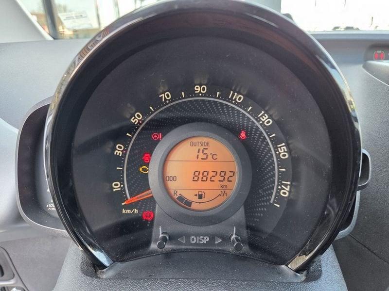 Toyota Aygo 2ª serie 1.0 VVT-i 72 CV 5 porte x-play