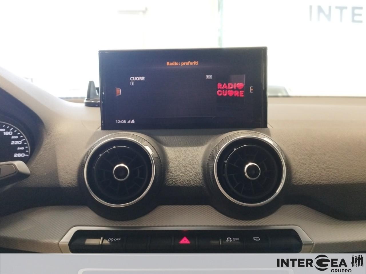 AUDI Q2 30 2.0 tdi S line edition s-tronic