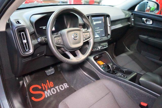 VOLVO XC40 B3 automatico Business MHEV Certificata