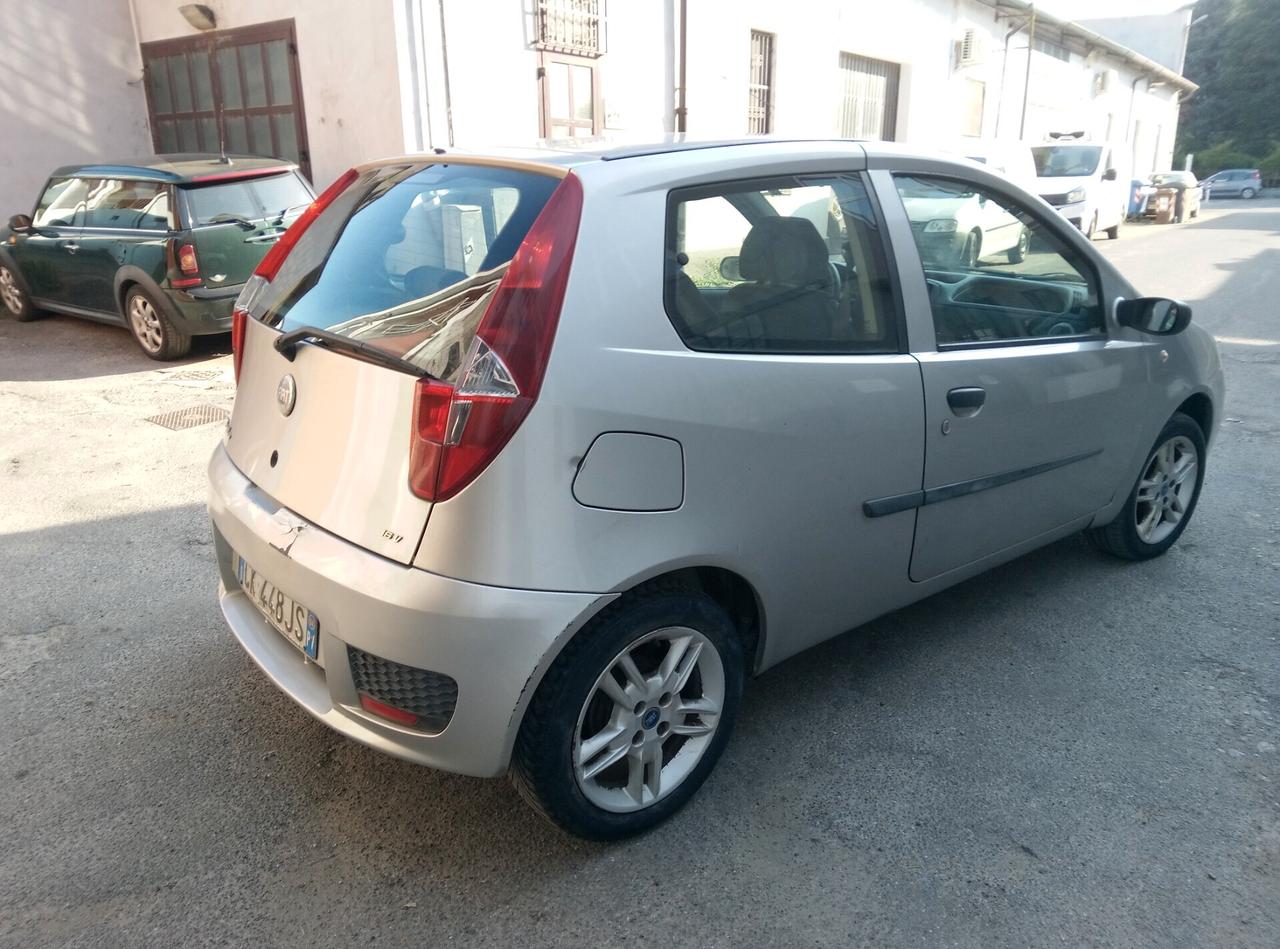 Fiat Punto 1.2 16V 3 porte Emotion