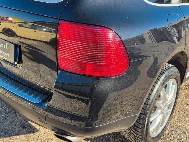 Porsche CAYENNE 3.2 V6 -UNI PRO -