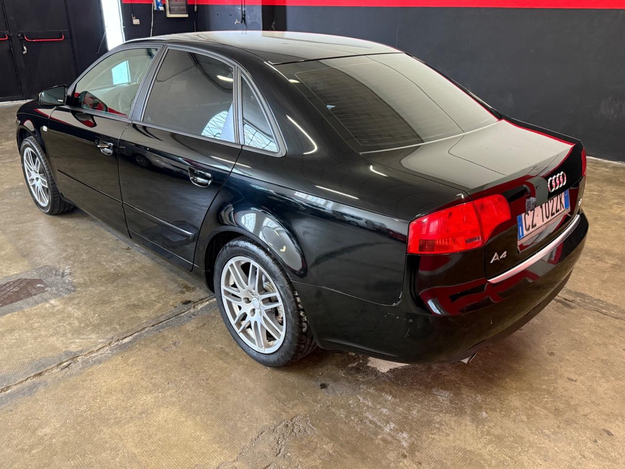 Audi A4 2.0 20V