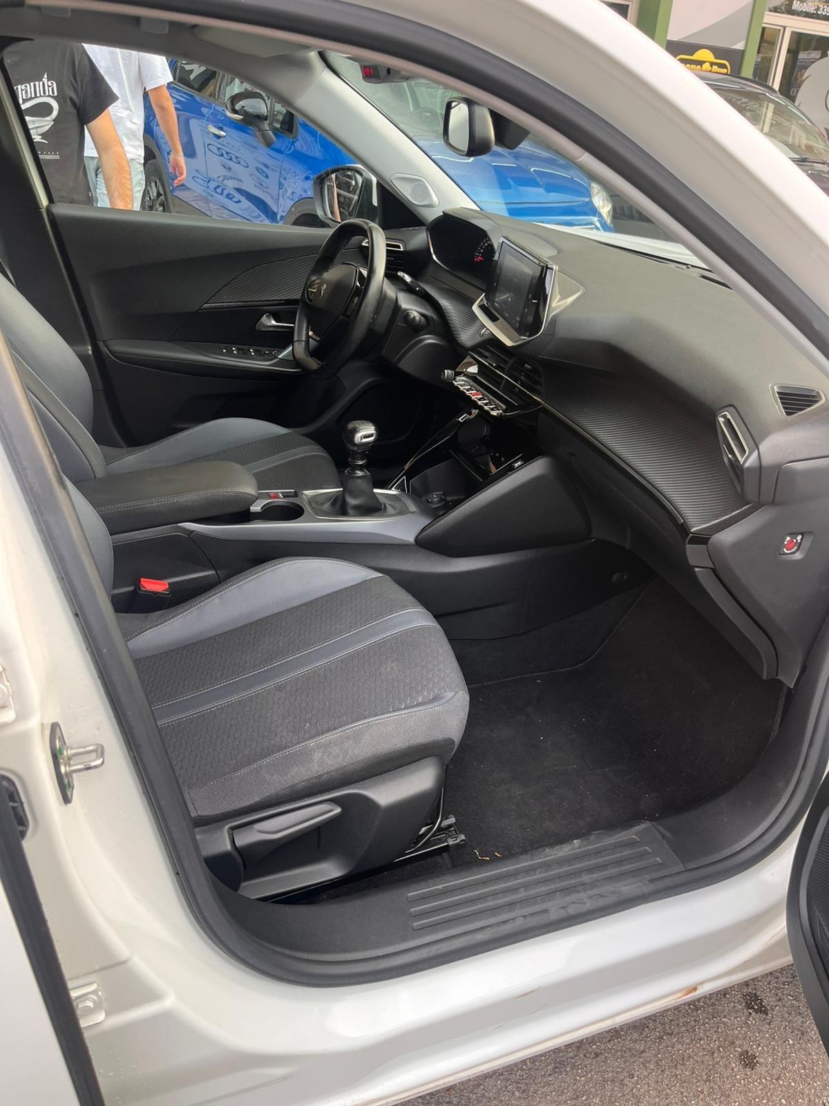 PEUGEOT 2008 1.2 BENZINA 101CV OK NEOPATE-2021