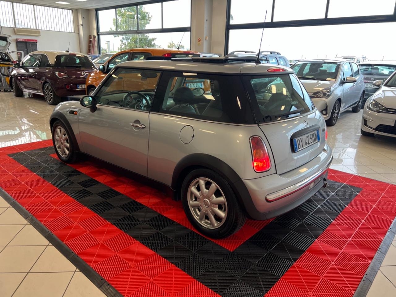 Mini Mini 1.6 16V One