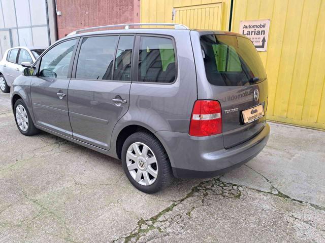 VOLKSWAGEN Touran 1.9 TDI 105CV Highline 7 posti NEOPATENTATI