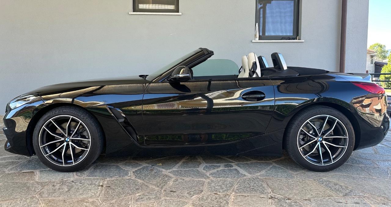 BMW Z4 sdrive 20i auto