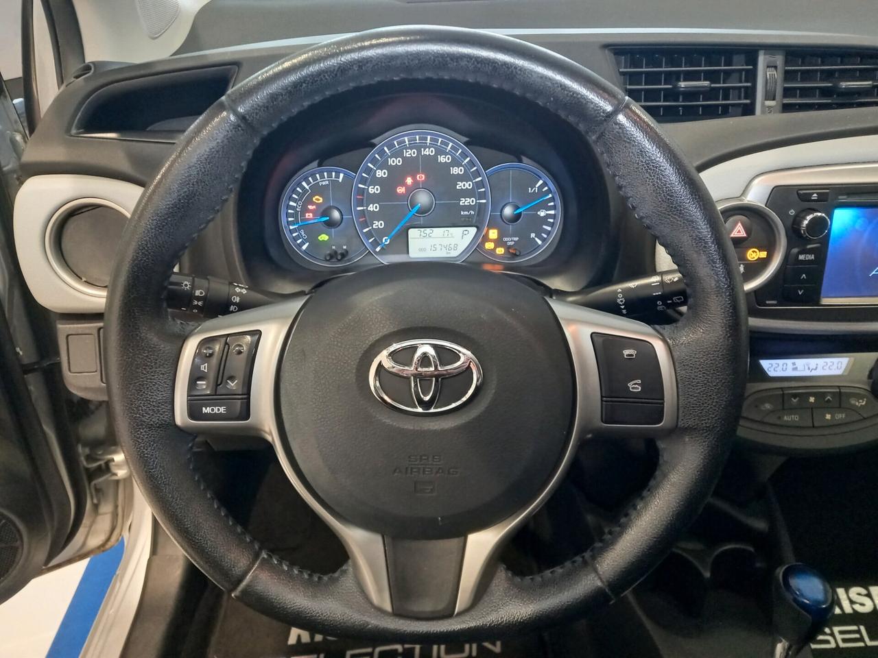 Toyota Yaris 1.5 Hybrid 5 porte Lounge