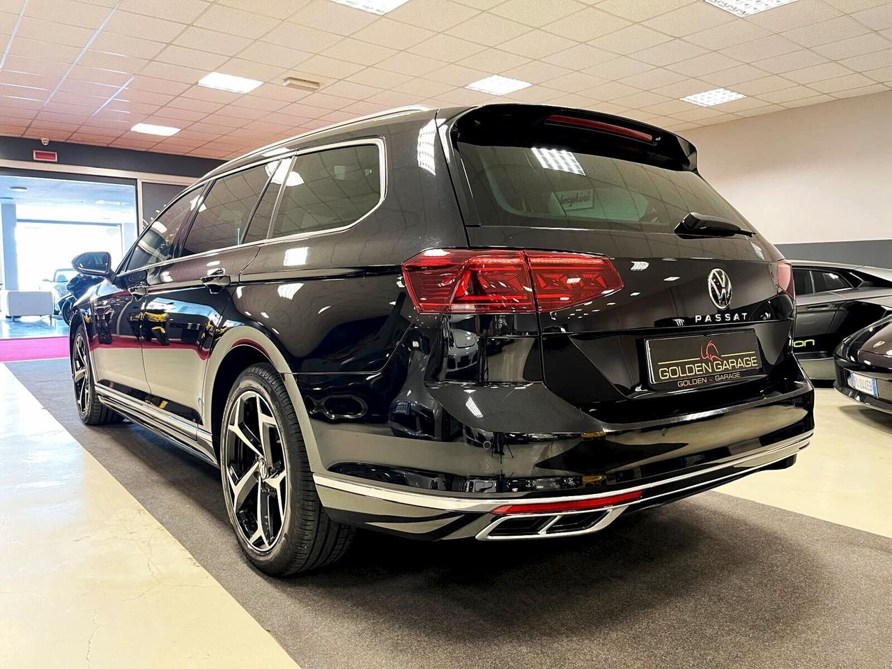 Volkswagen Passat Variant 2.0 TDI SCR 200 CV DSG R-LINE