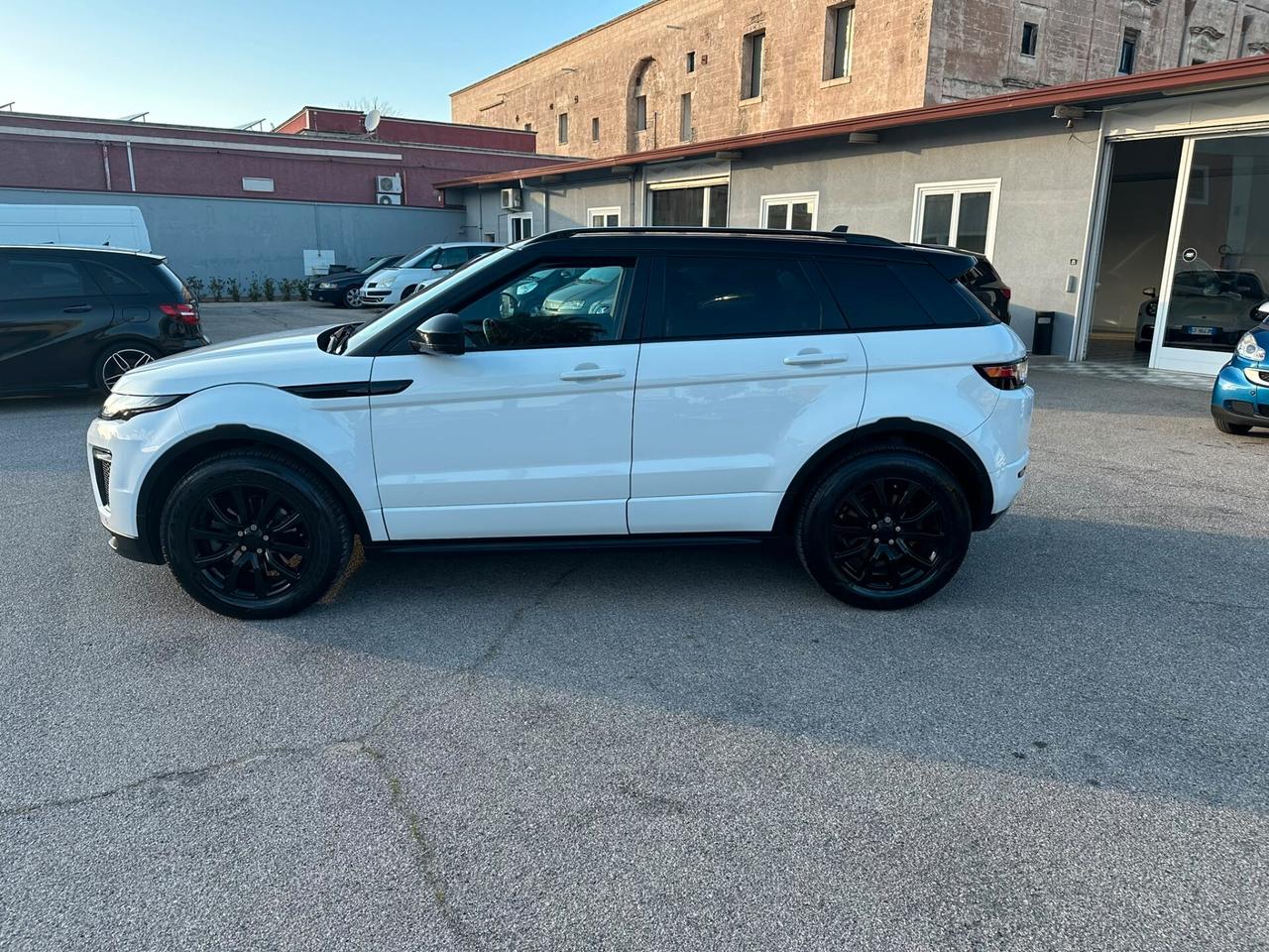 Land Rover Range Evoque 2.0 TD4 150 CV 5p. SE