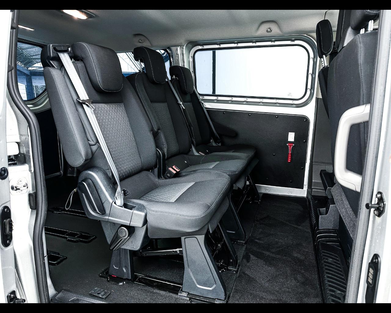 FORD Transit Custom 1ª s - Transit Custom 320 2.0 EcoBlue Hybrid 130 PC Combi Trend