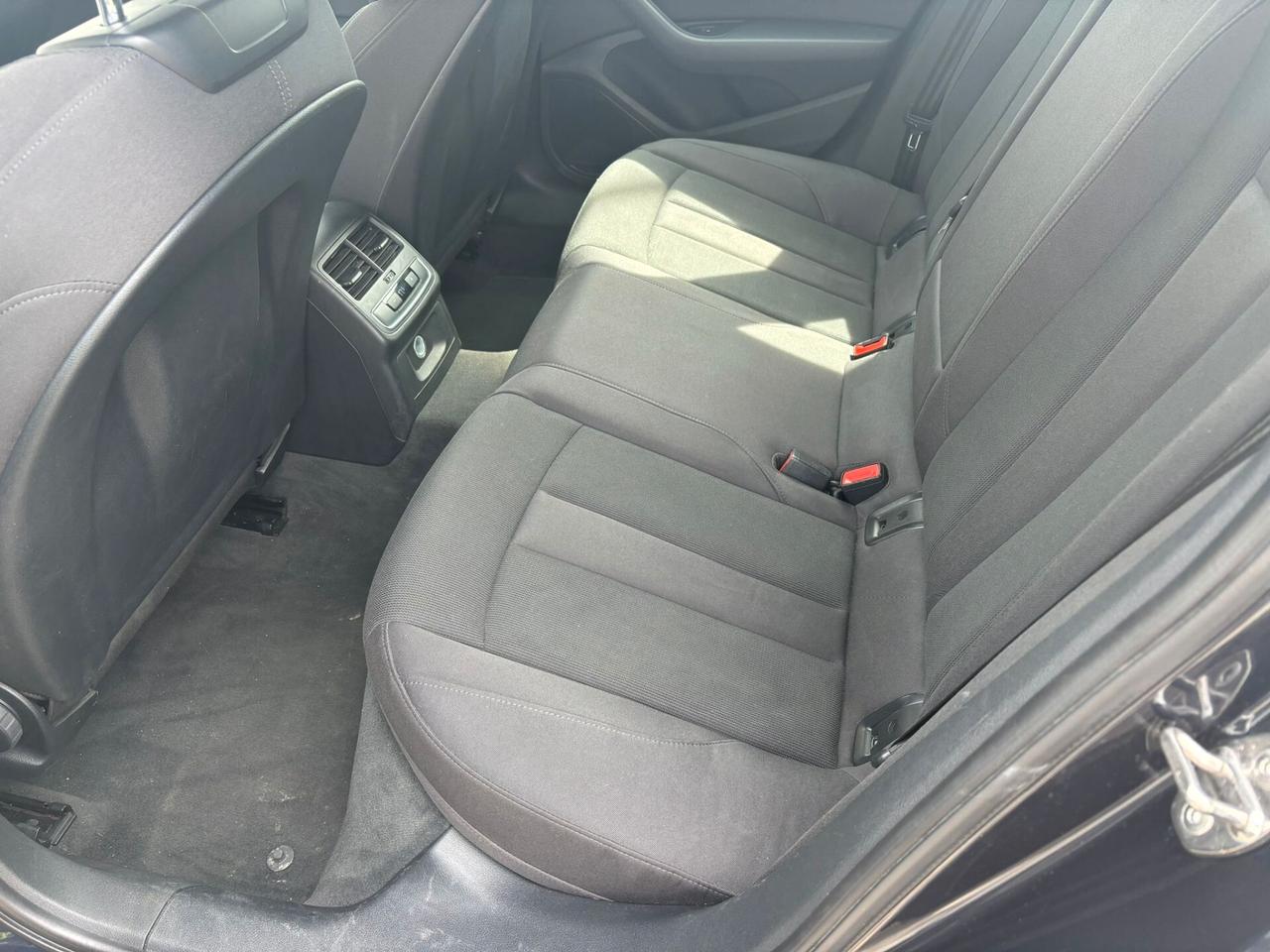 Audi A4 Avant 2.0 TDI 190 CV ultra S tronic Sport
