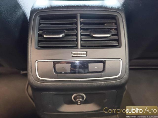 AUDI A4 Avant 2.0 TDI 190 CV ultra S tronic Sport