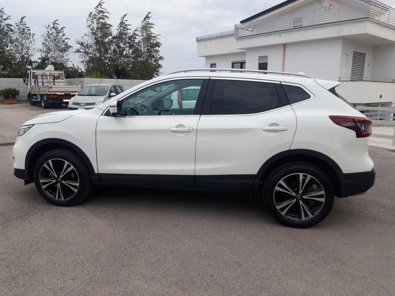 Nissan Qashqai 1.5 dCi N-Connecta TETTO PANORAM. 2018