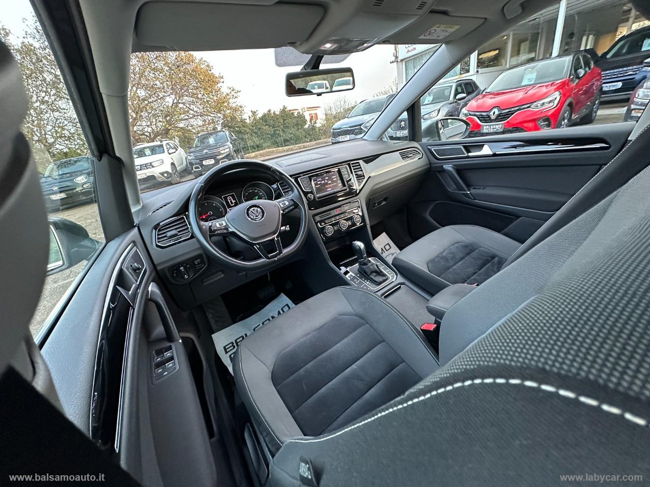 VOLKSWAGEN Golf Sportsvan 1.6 TDI DSG Highl.