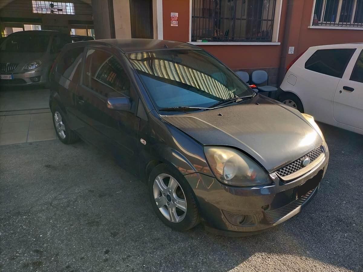 Ford Fiesta 1.2 GHIA