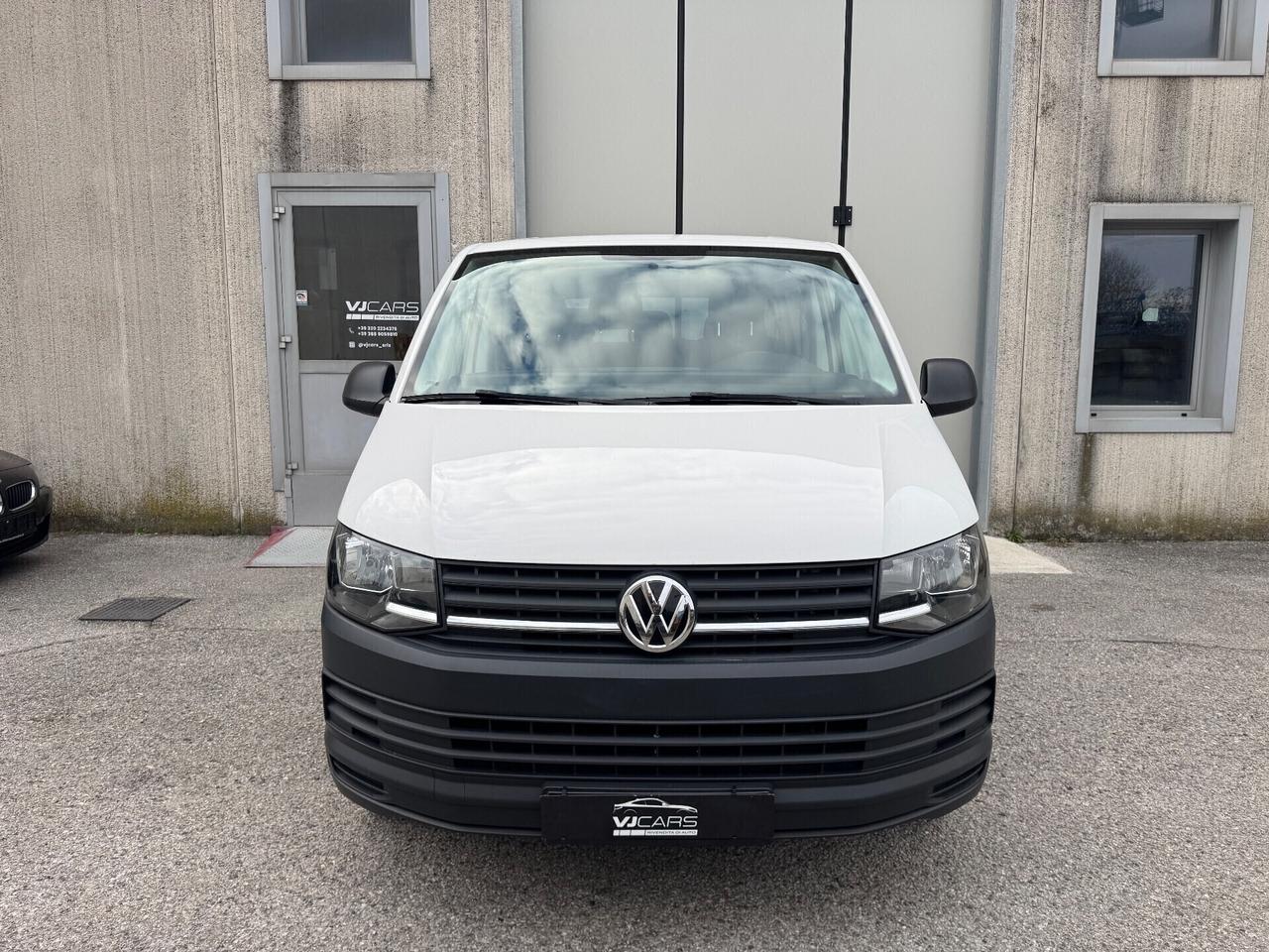 Volkswagen Transporter 2.0 TDI 9 posti