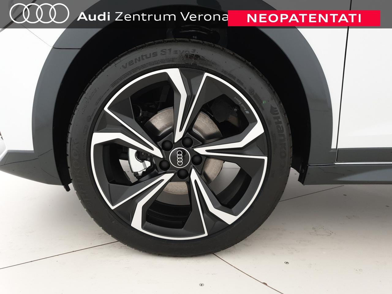 Allstreet 30TFSI 116CV S tronic Identity Contrast