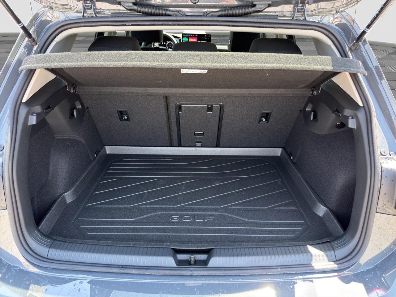 VOLKSWAGEN Golf 8ª serie Golf 1.5 eTSI 115 CV DSG Edition Plus