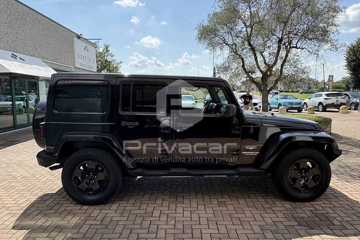 JEEP Wrangler Unlimited 2.8 CRD DPF Sahara Auto