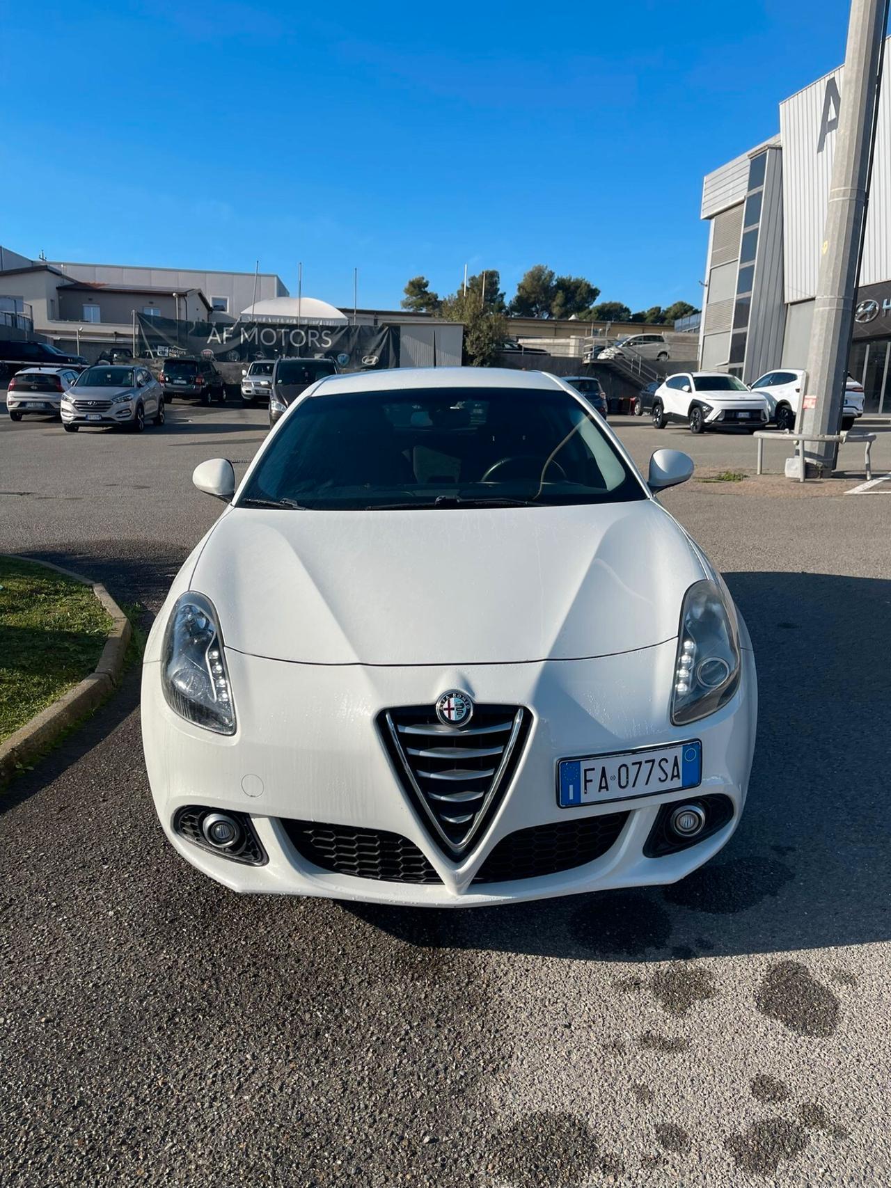 Alfa Romeo Giulietta 1.6 JTDm-2 120 CV Distinctive